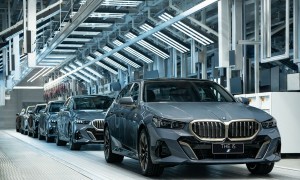 超越行业的标准 淬炼全新BMW 5系长轴距版至臻豪华品质
