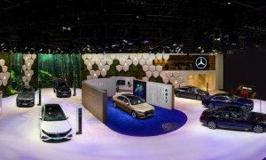 梅赛德斯-奔驰携多元化豪华产品第六次亮相中国进博会