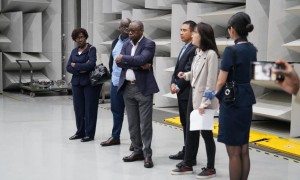 安哥拉驻华大使访问长城汽车 赞赏中国汽车产业的崛起和创新