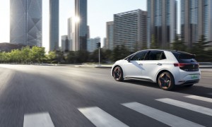 聪明的人先享受头牌纯电 10月又有14,286位车主加入ID.大家庭啦